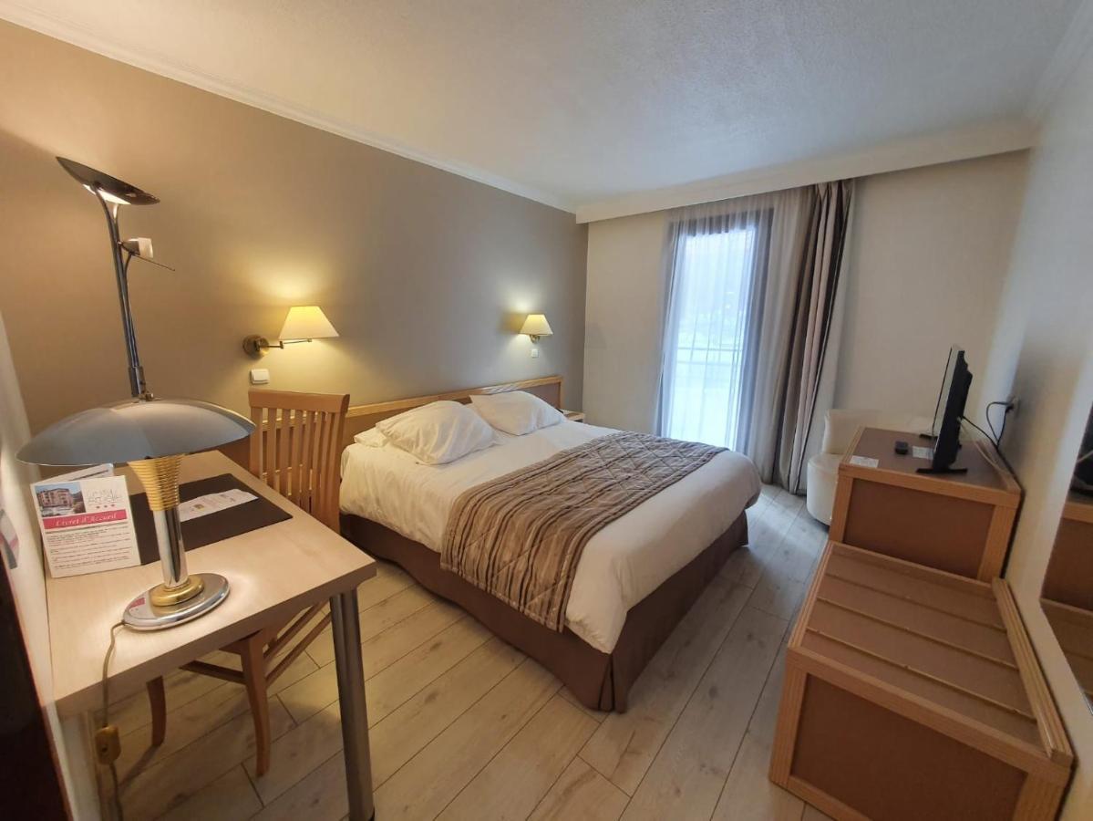 Hotel Amelie Брид ле Бен Екстериор снимка