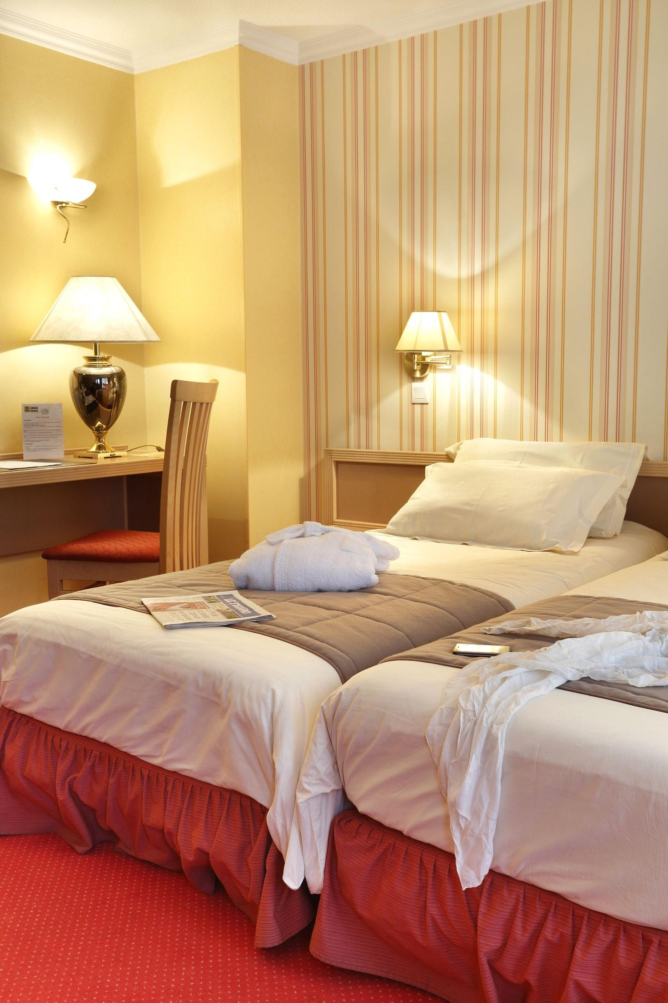 Hotel Amelie Брид ле Бен Екстериор снимка